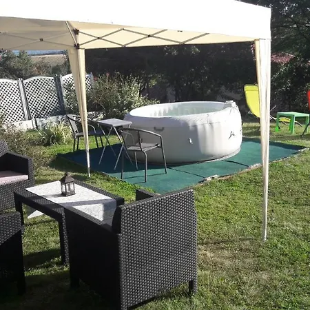 Csilla Nyaralo Casa de Férias Szentendre